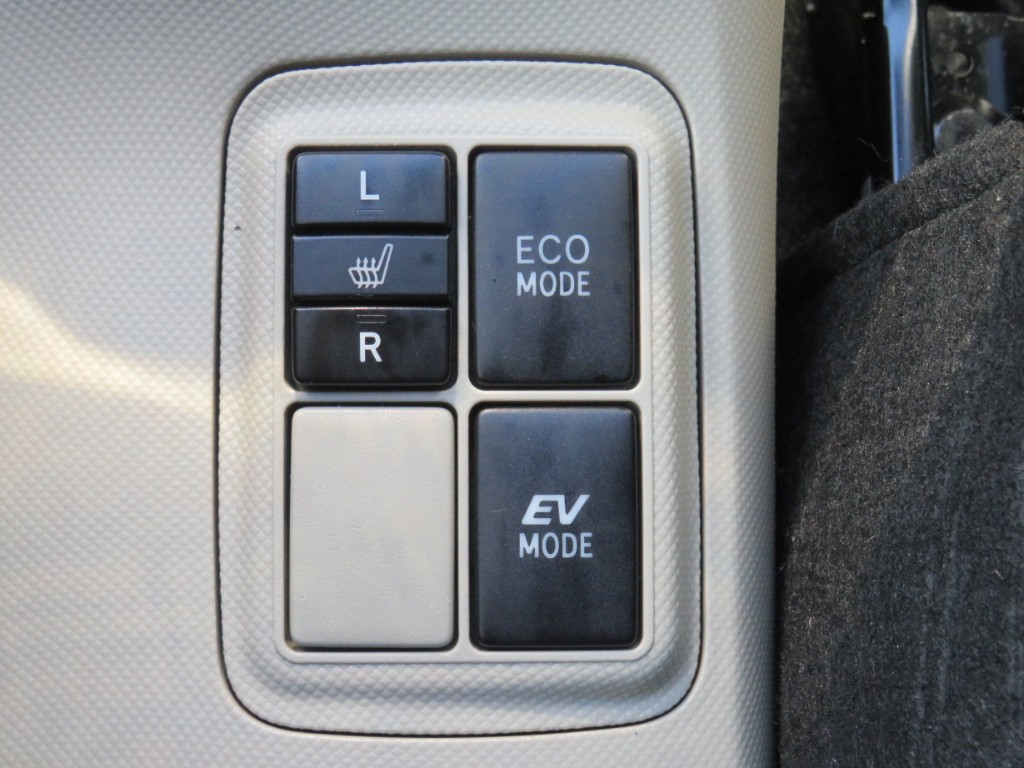 S8066120.jpg