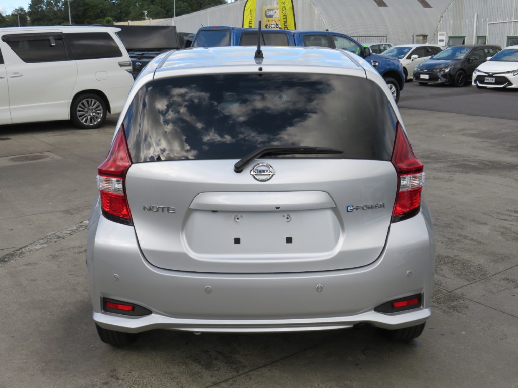 S806927.jpg