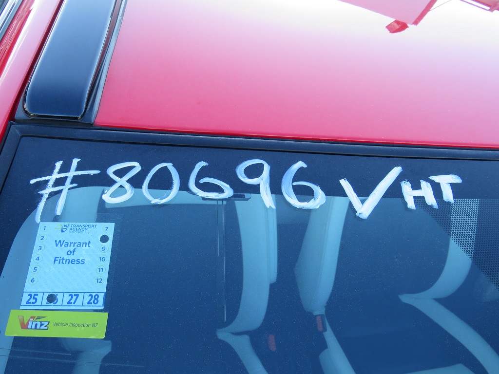 S8069621.jpg