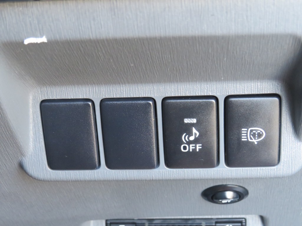S8071919.jpg
