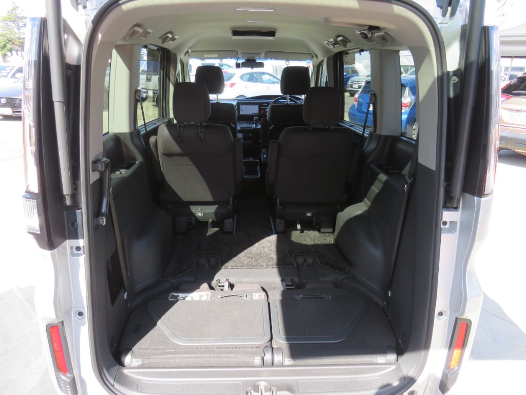 S8083310.jpg