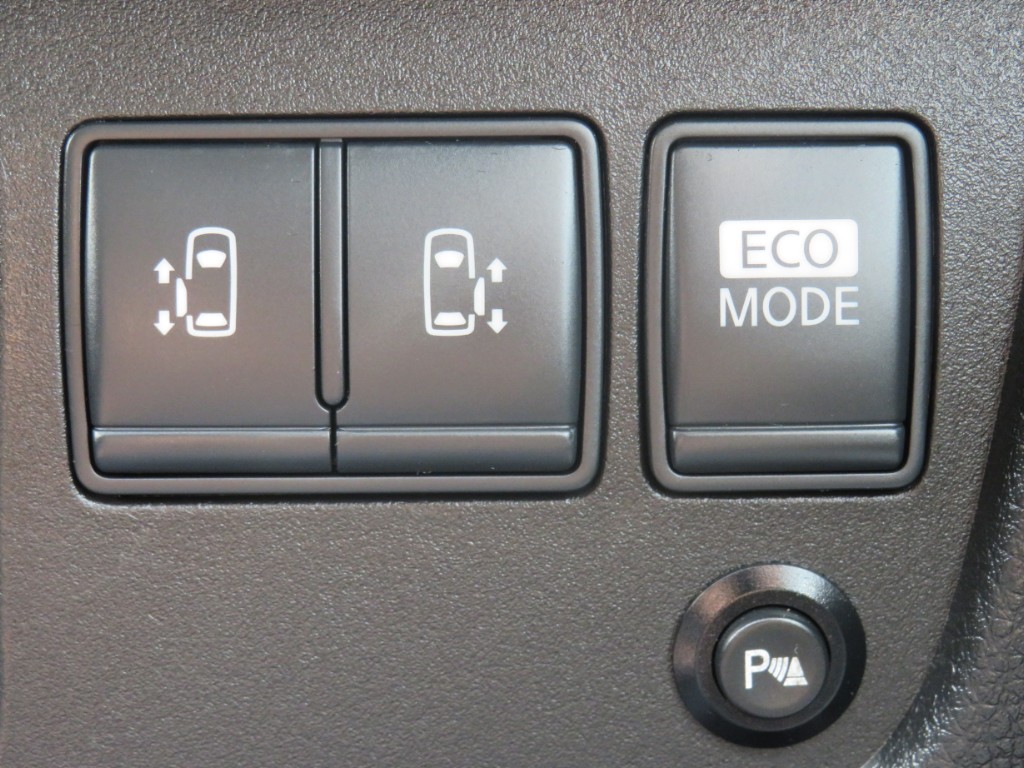 S8086220.jpg