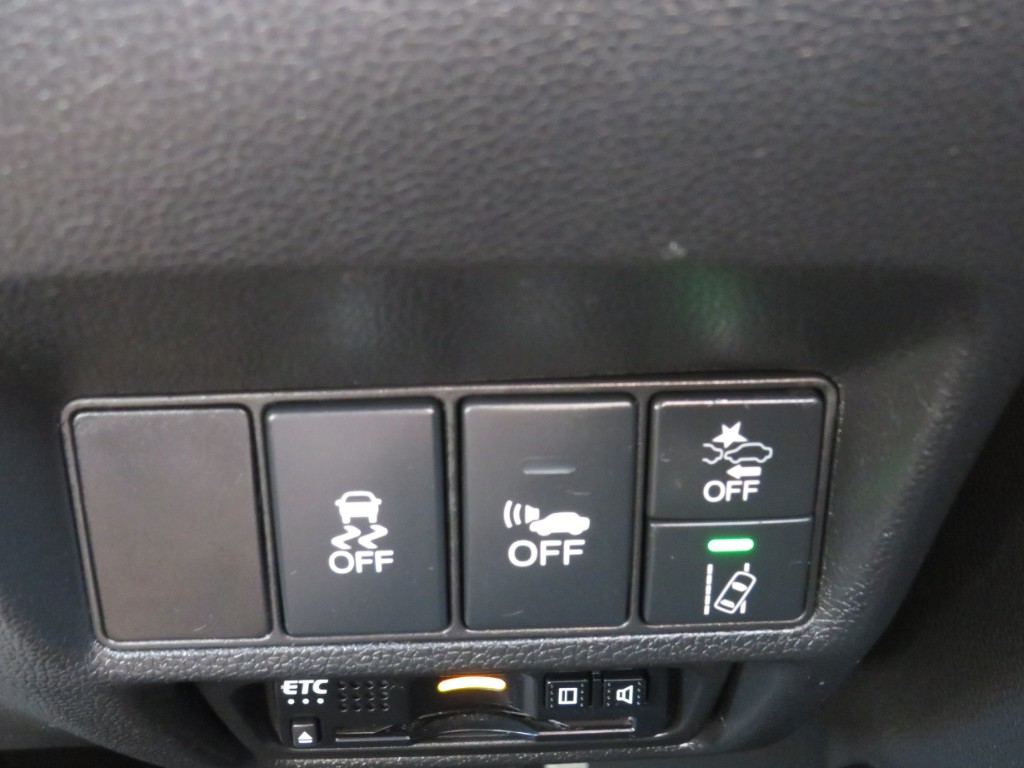 S8087017.jpg