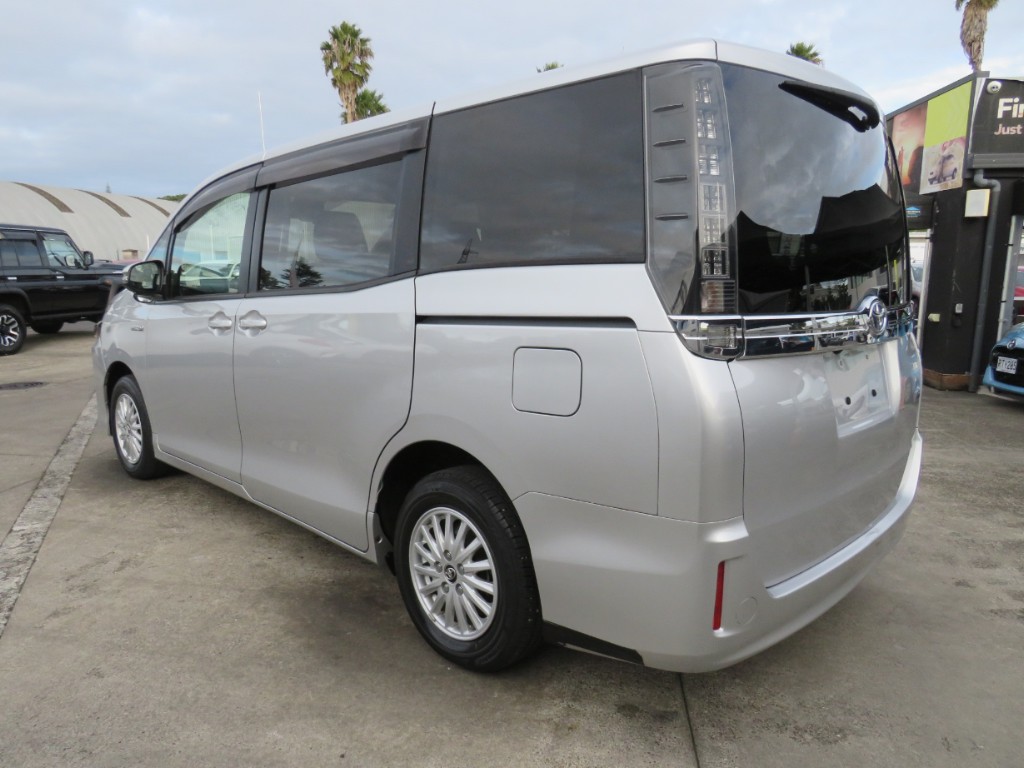 S809596.jpg