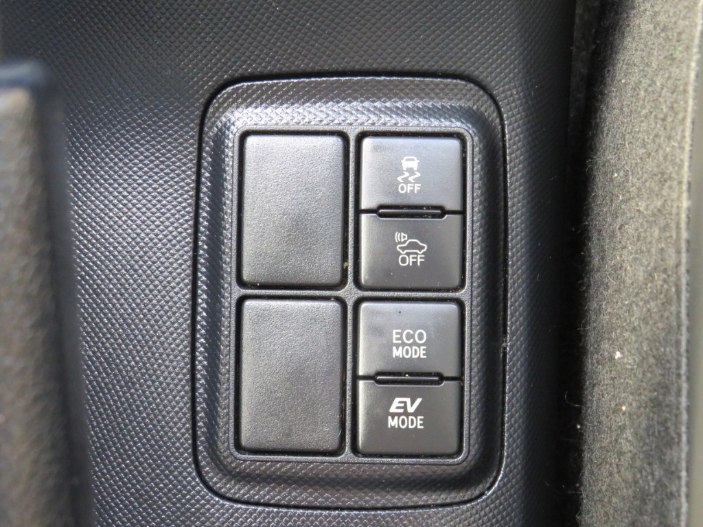 S8097219.jpg