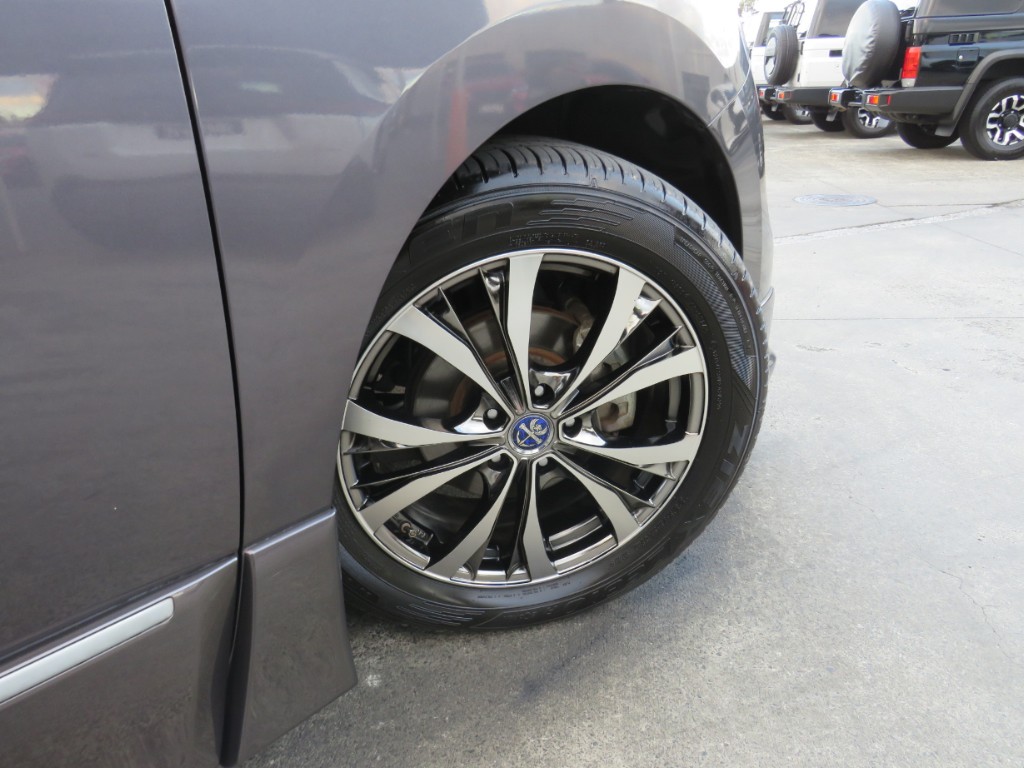 S8098010.jpg