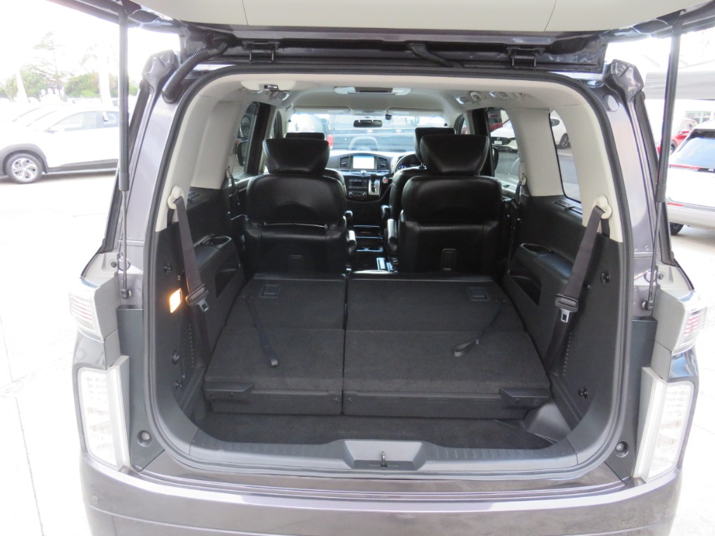 S8098012.jpg