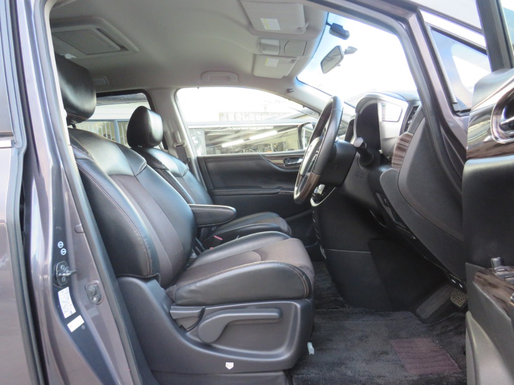 S8098015.jpg