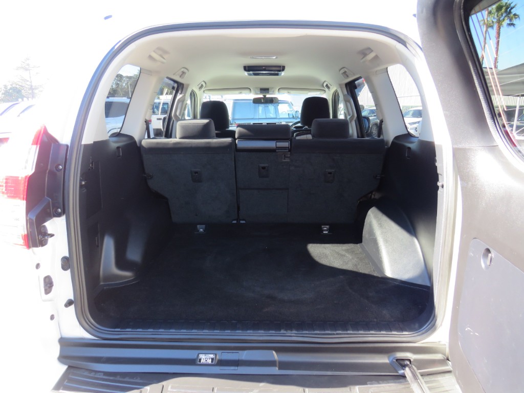 S810219.jpg