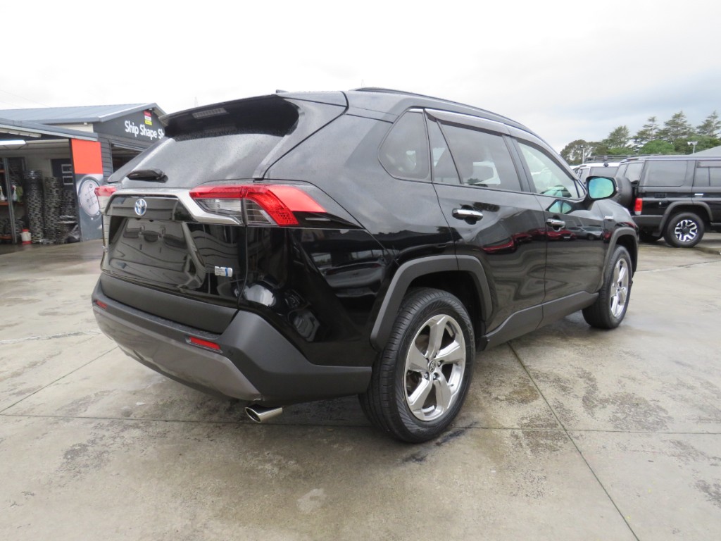 S810247.jpg