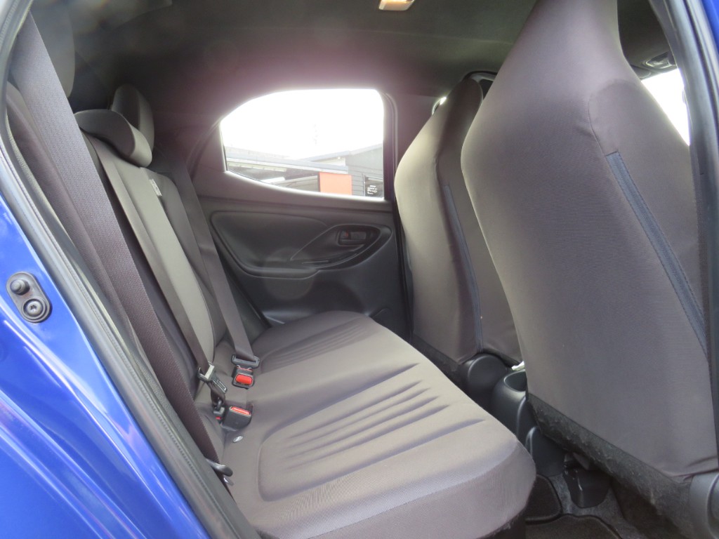 S8102812.jpg