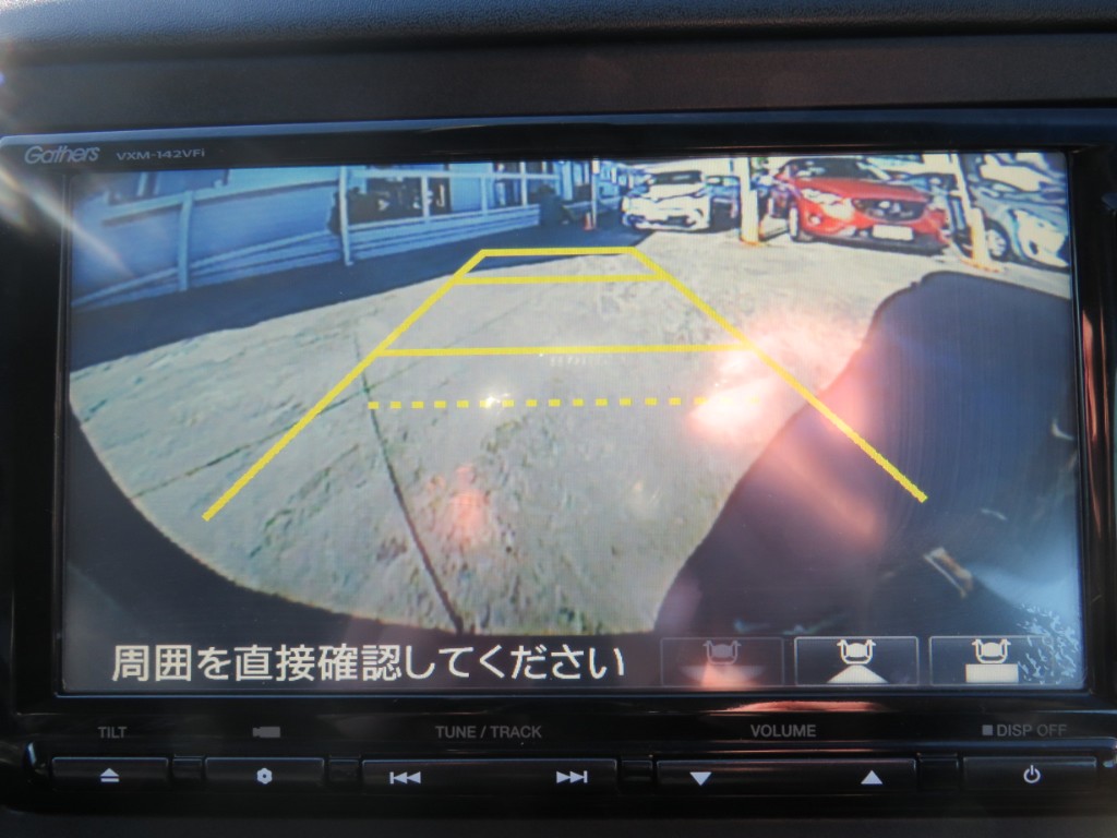 S8103717.jpg