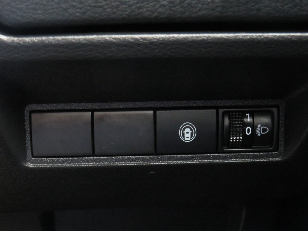 S8106613.jpg