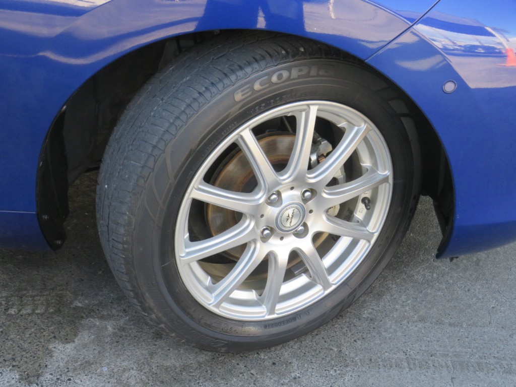 S8111810.jpg