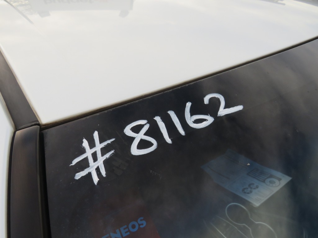 S8116220.jpg