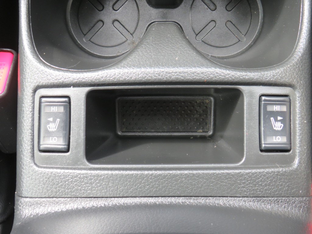 S8117619.jpg