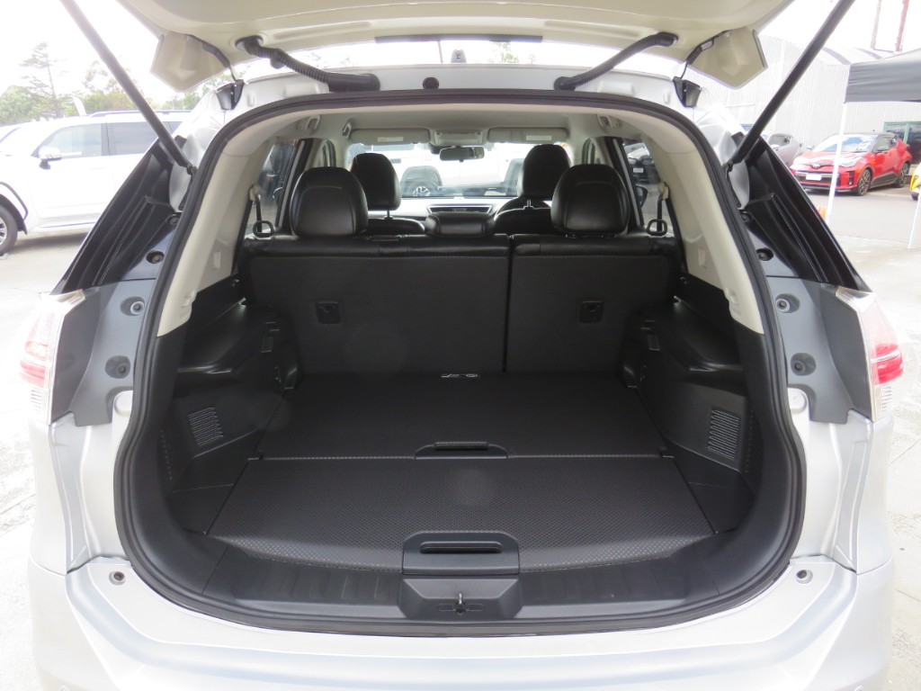 S8117810.jpg