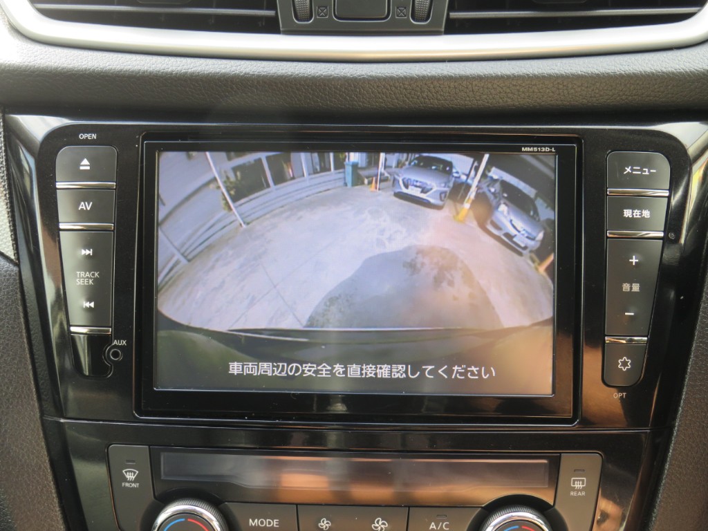 S8117918.jpg