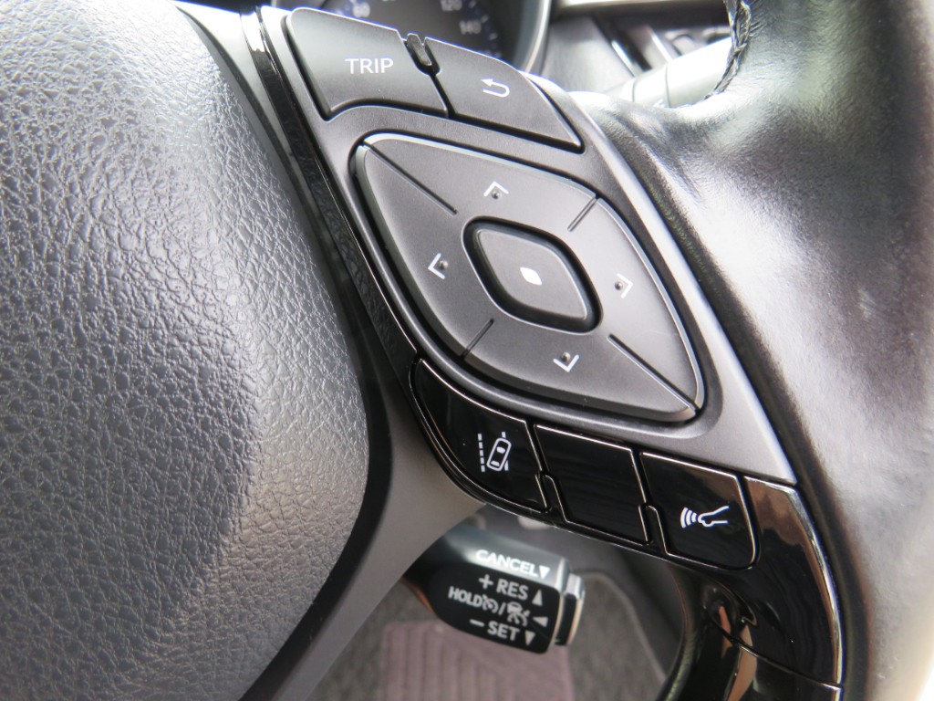 S8121015.jpg