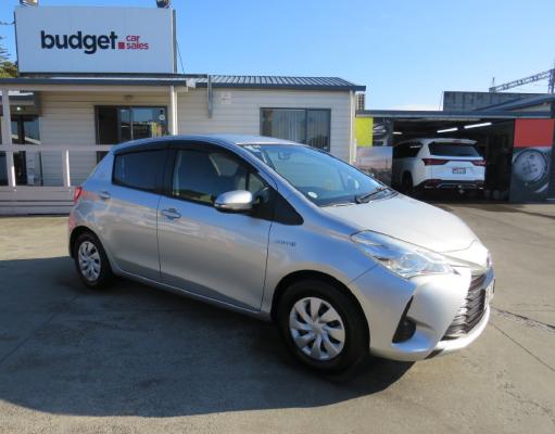 2017 Toyota Vitz