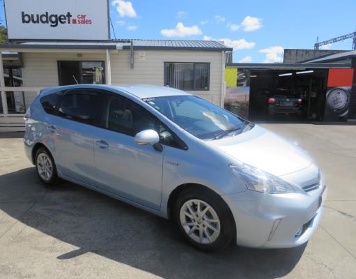 2014 Toyota Prius Alpha
