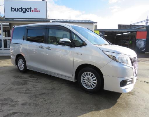 2016 Toyota Esquire