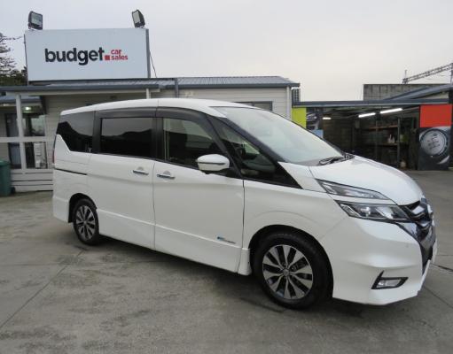 2017 Nissan Serena