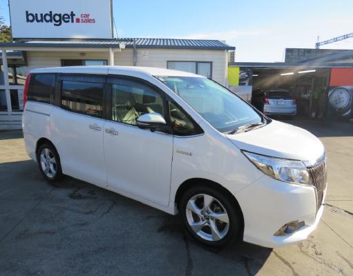2016 Toyota Esquire