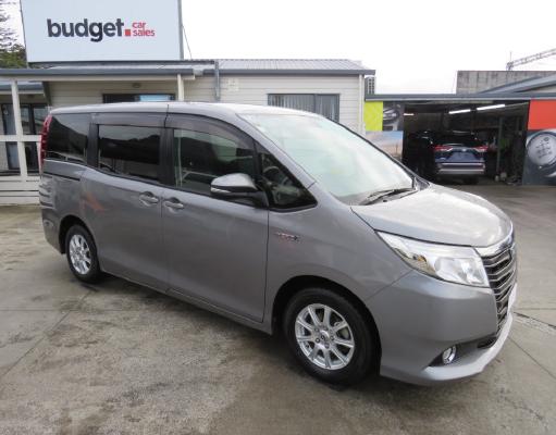 2015 Toyota Noah