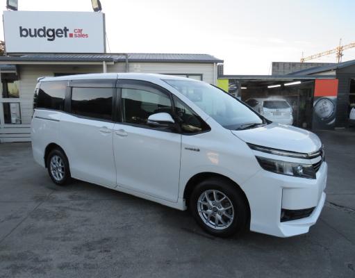 2014 Toyota Voxy