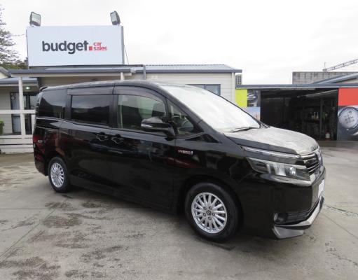 2014 Toyota Voxy