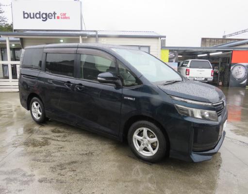 2014 Toyota Voxy