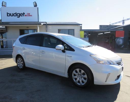 2014 Toyota Prius Alpha