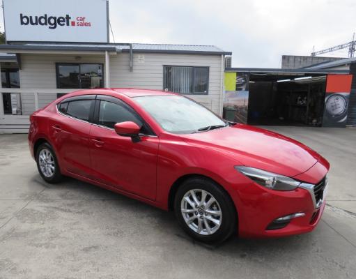 2017 Mazda Axela