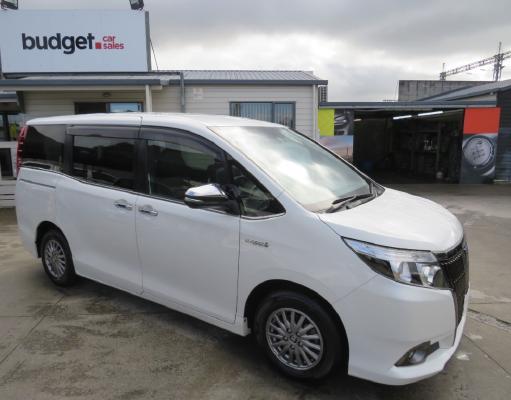 2016 Toyota Esquire